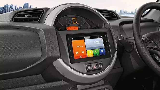 s-presso-interior-infotainment-system